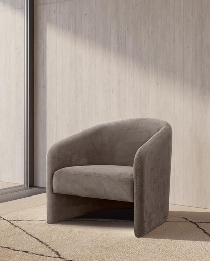 Betty Leather Armchair - Gamma Arredamenti